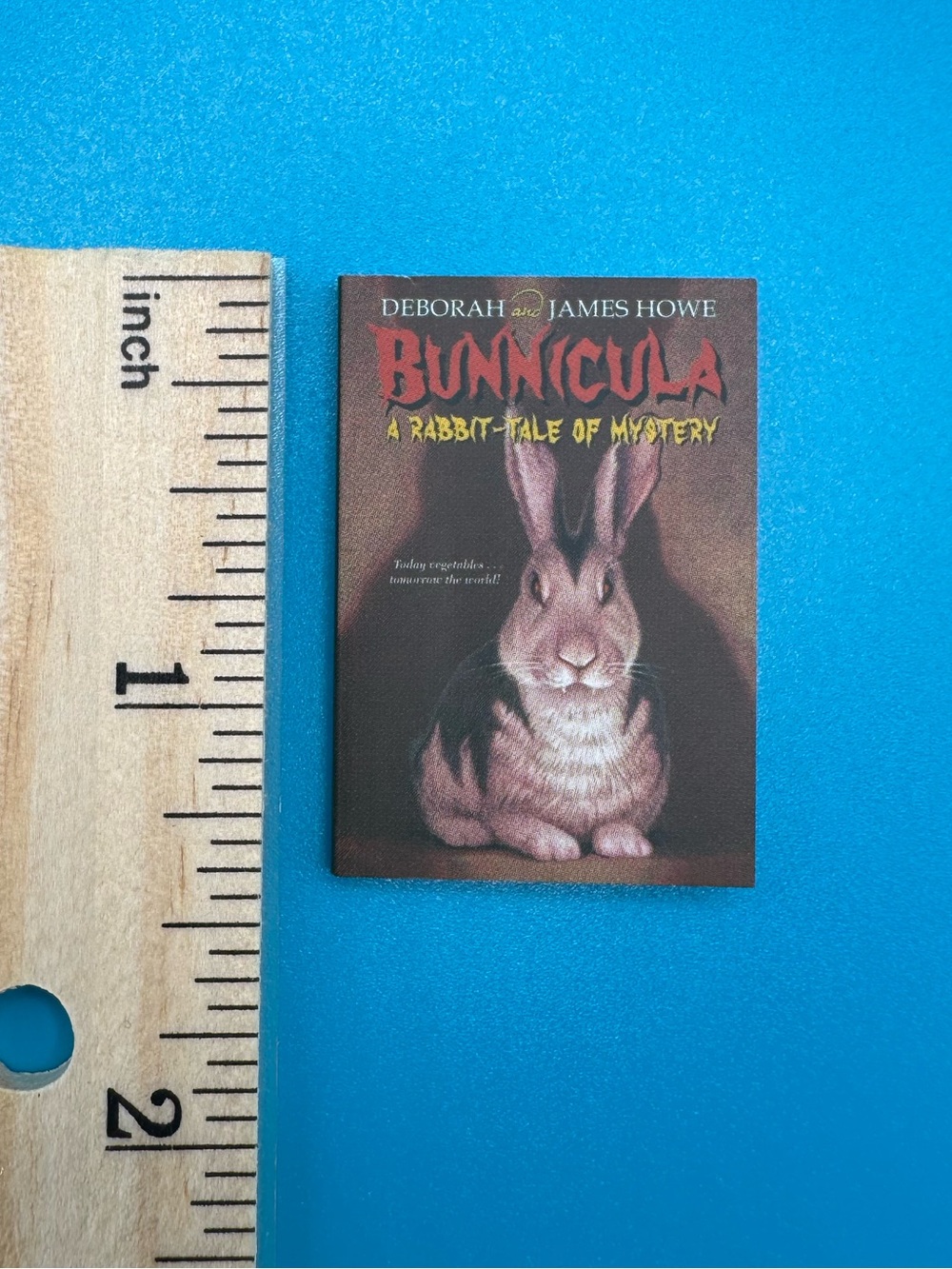 Zuru Mini Brands books series 2 Bunnicula